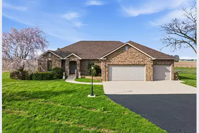 191 Flakes Ford Road SE, Washington Court House, OH 43160 - Photo 1