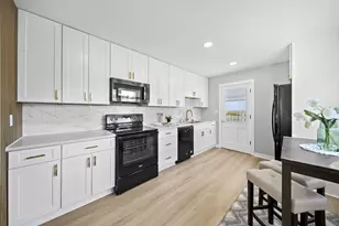 2096 Colfax Ave, Columbus, OH 43224 - Photo 7