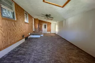 234 N Bridge St, Newcomerstown, OH 43832 - Photo 17