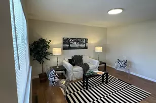 1645 Liscomb Rd, Columbus, OH 43207 - Photo 13