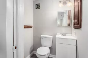 2621 Ipswick Cir, Columbus, OH 43224 - Photo 25