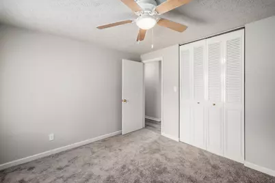 2621 Ipswick Circle, Columbus, OH 43224 - Photo 17