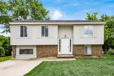 2621 Ipswick Circle, Columbus, OH 43224 - Photo 1