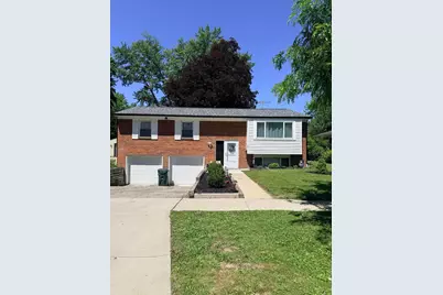 5667 Roche Drive, Columbus, OH 43229 - Photo 3