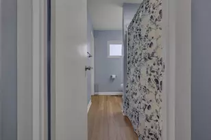 5667 Roche Dr, Columbus, OH 43229 - Photo 17
