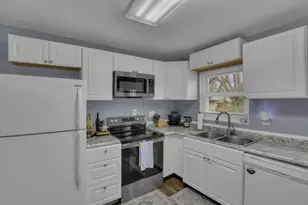 5667 Roche Dr, Columbus, OH 43229 - Photo 15