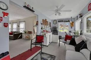 356 Lakeshore Dr W, Hebron, OH 43025 - Photo 13