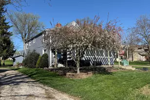 356 Lakeshore Dr W, Hebron, OH 43025 - Photo 3