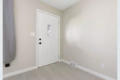 3645 Maize Road, Columbus, OH 43224 - Photo 5