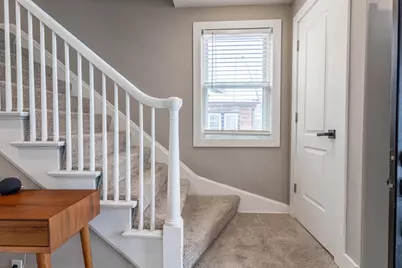 915 Kelton Avenue, Columbus, OH 43206 - Photo 9