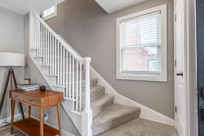 915 Kelton Avenue, Columbus, OH 43206 - Photo 9