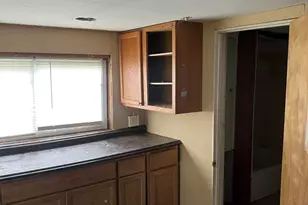 1023 S Main St, Washington Court House, OH 43160 - Photo 7