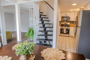 5437 Worthington Forest Pl E, Columbus, OH 43229 - Photo 11