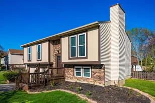 2152 Camelback Dr, Columbus, OH 43228 - Photo 3