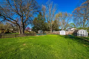 2152 Camelback Dr, Columbus, OH 43228 - Photo 31