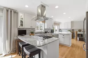 1225 Windham Rd, Columbus, OH 43220 - Photo 11