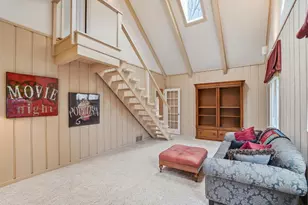 1225 Windham Rd, Columbus, OH 43220 - Photo 31