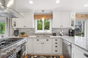 1225 Windham Rd, Columbus, OH 43220 - Photo 15