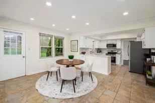 327 Whetstone Dr W, Powell, OH 43065 - Photo 5