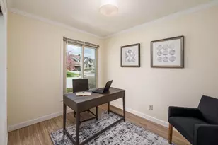 327 Whetstone Dr W, Powell, OH 43065 - Photo 3