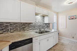 326 E 3rd St, Ashland, OH 44805 - Photo 11