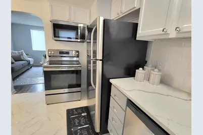 570 N Ohio Avenue, Columbus, OH 43203 - Photo 7