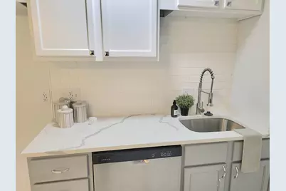 570 N Ohio Avenue, Columbus, OH 43203 - Photo 13