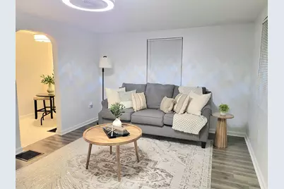 570 N Ohio Avenue, Columbus, OH 43203 - Photo 3