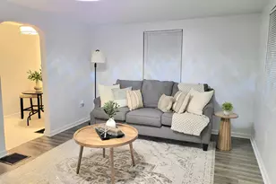 570 N Ohio Ave, Columbus, OH 43203 - Photo 3