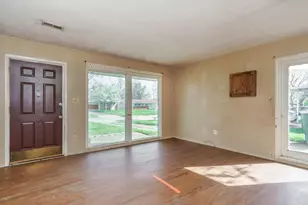 3295 Mary Ave, Columbus, OH 43204 - Photo 7