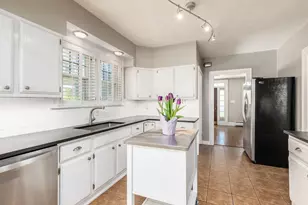 170 Winthrop Rd, Columbus, OH 43214 - Photo 13