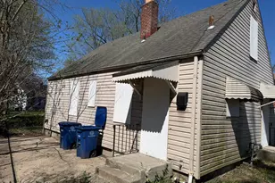 2281 Delbert Rd, Columbus, OH 43211 - Photo 3