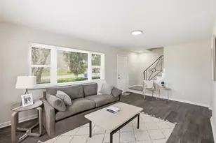 758 Demorest Rd, Columbus, OH 43204 - Photo 3