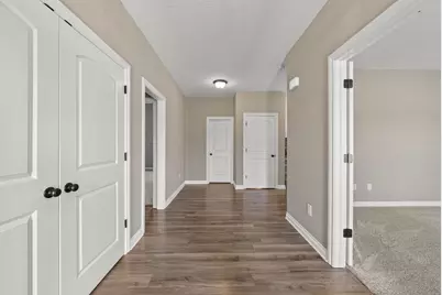 15070 Home Court, Ashville, OH 43103 - Photo 5