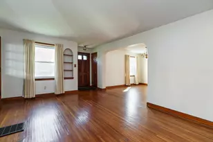 136 Fallis Rd, Columbus, OH 43214 - Photo 7