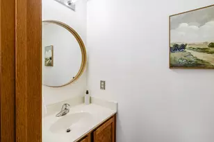 3731 Grimes Dr, Columbus, OH 43204 - Photo 17