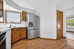 683 Scioto Meadows Blvd, Grove City, OH 43123 - Photo 17