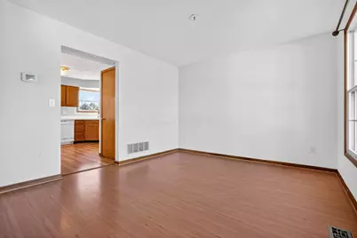 683 Scioto Meadows Boulevard, Grove City, OH 43123 - Photo 7