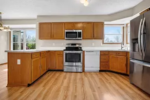 683 Scioto Meadows Blvd, Grove City, OH 43123 - Photo 15