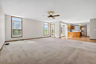 683 Scioto Meadows Blvd, Grove City, OH 43123 - Photo 11