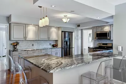 2433 Brookwood Road, Columbus, OH 43209 - Photo 15