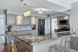 2433 Brookwood Rd, Columbus, OH 43209 - Photo 15