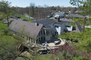 2433 Brookwood Rd, Columbus, OH 43209 - Photo 97