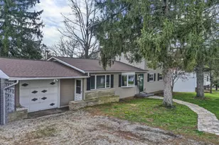 2021 Rainbow Dr NE, Lancaster, OH 43130 - Photo 5