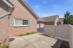 5610 Columbard Way, Columbus, OH 43230 - Photo 5