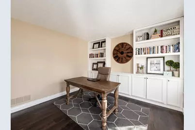 3710 Newell Drive, Columbus, OH 43228 - Photo 5