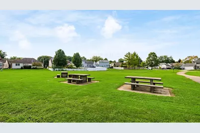 3710 Newell Drive, Columbus, OH 43228 - Photo 39