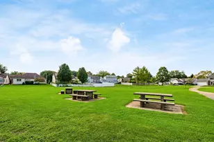 3710 Newell Dr, Columbus, OH 43228 - Photo 39