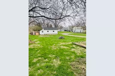 321 S Taylor Street, West Liberty, OH 43357 - Photo 15