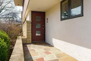 55 S Merkle Rd, Columbus, OH 43209 - Photo 3